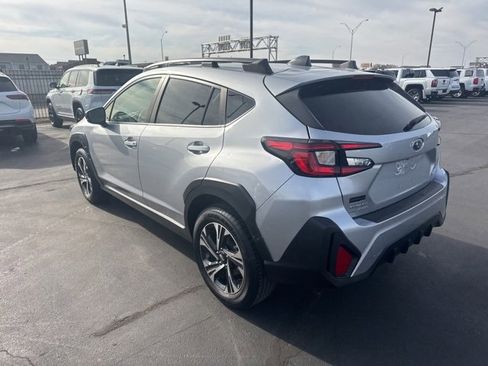 Used 2024 Subaru Crosstrek 2.0i Premium w/ Popular Package #3 image 6