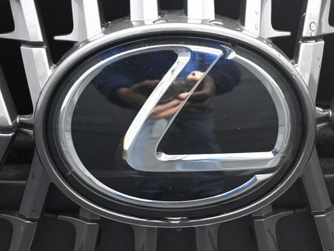 Used 2024 Lexus ES 350 w/ Premium Package FWD image 30