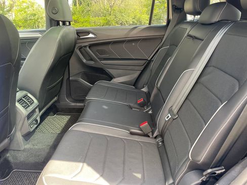 Used 2024 Volkswagen Tiguan SEL R-Line AWD/4WD image 11