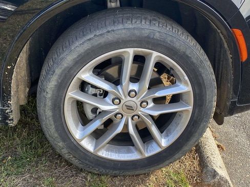 Used 2024 Dodge Durango GT AWD/4WD image 8