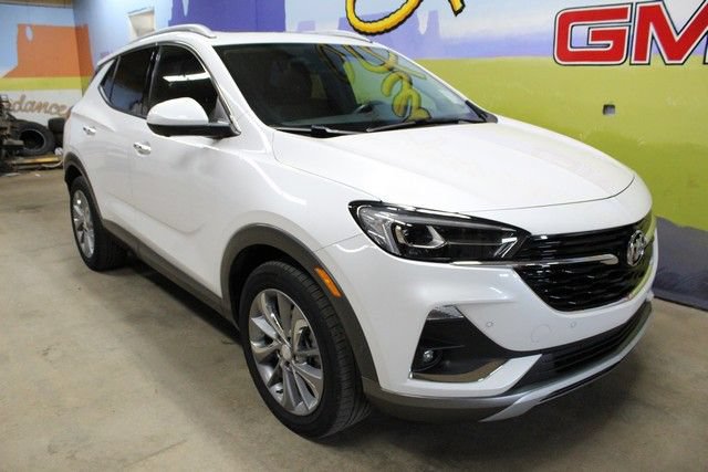 Used 2023 Buick Encore GX Essence w/ Advanced Technology Package FWD image 4