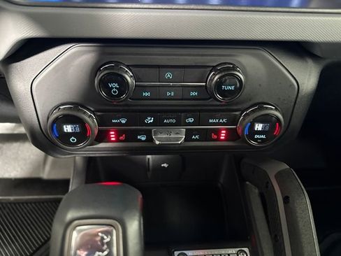 Used 2024 Ford Bronco Big Bend image 22