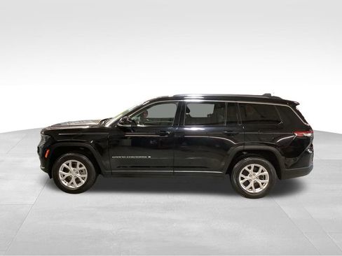 Certified 2023 Jeep Grand Cherokee L Limited w/ Trailer Tow Group (B) image 9