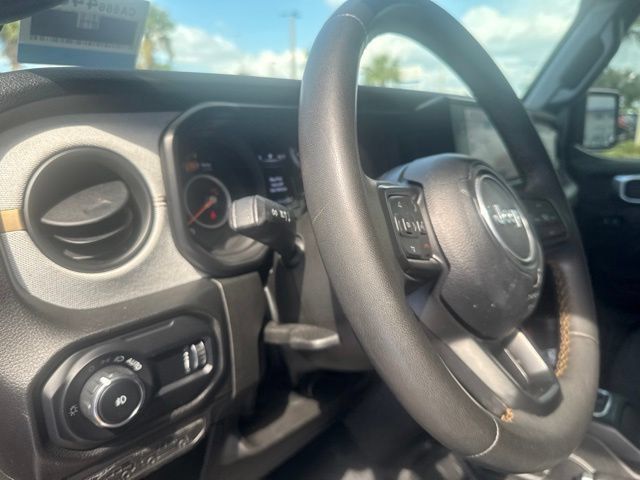 Used 2024 Jeep Wrangler Unlimited Sport AWD/4WD image 11