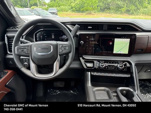 New 2026 GMC Sierra 2500 Denali Ultimate AWD/4WD image 17