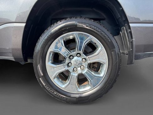 Used 2020 RAM 1500 Big Horn AWD/4WD image 9