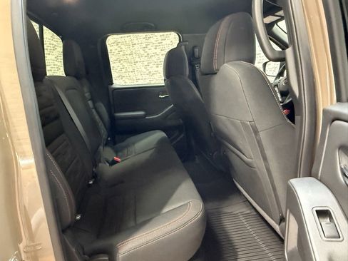 Used 2023 Nissan Frontier PRO-4X w/ Pro Convenience Package image 13