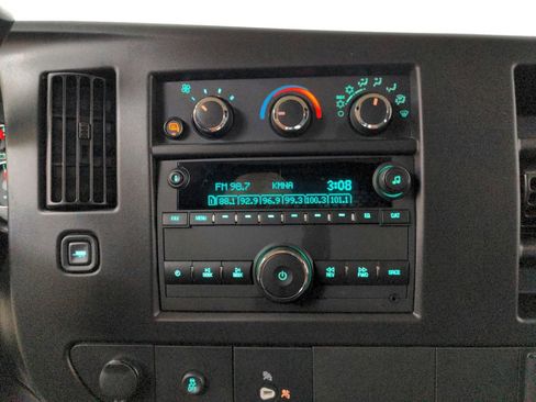 Used 2024 Chevrolet Express 2500 w/ Driver Convenience Package RWD image 23