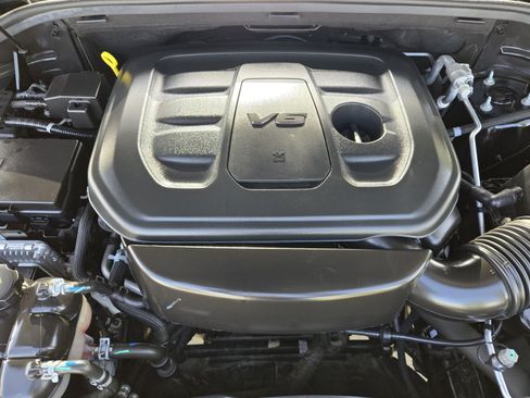 Used 2021 Jeep Grand Cherokee Limited RWD image 29