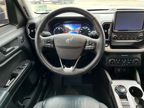 Used 2023 Ford Bronco Sport Outer Banks w/ Tech Package image 4
