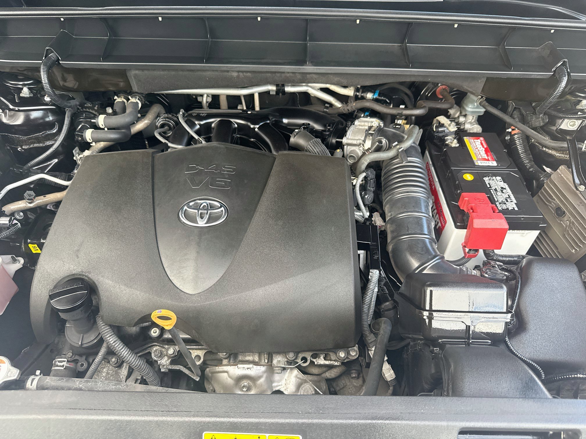 Used 2022 Toyota Highlander LE FWD image 35