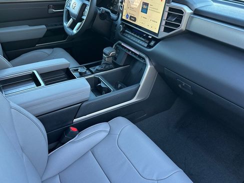 New 2026 Toyota Tundra Limited AWD/4WD image 17