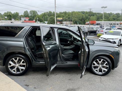 Used 2021 Hyundai Palisade Limited FWD image 23