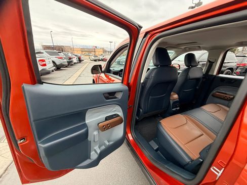Used 2022 Ford Maverick Lariat w/ Lariat Luxury Package image 26
