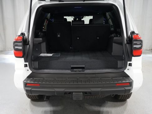New 2026 Toyota 4Runner TRD Off-Road Premium AWD/4WD image 38