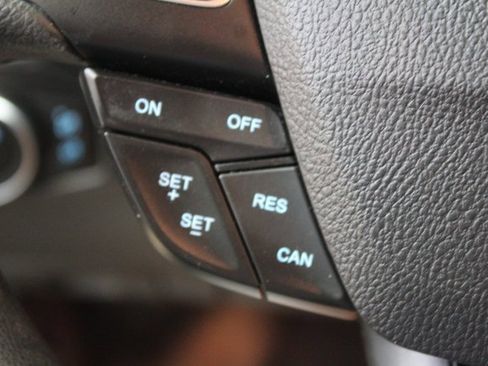 Used 2017 Ford Focus SE image 13