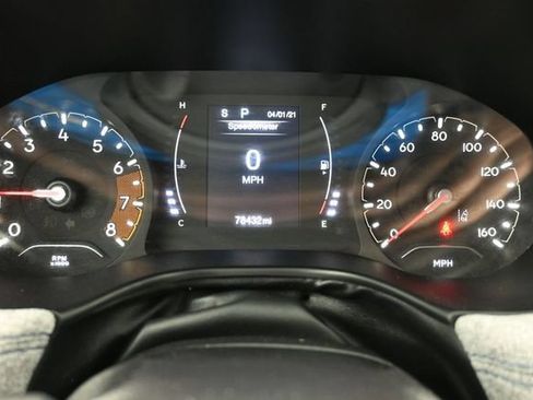 Used 2022 Jeep Compass Latitude FWD image 35
