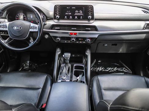Used 2020 Kia Telluride S w/ S 8 Passenger Seating Package AWD/4WD image 11
