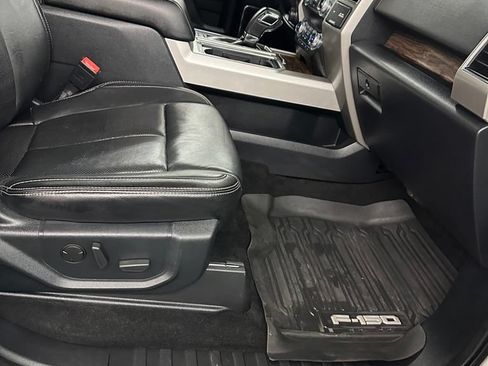 Used 2020 Ford F150 Lariat w/ Equipment Group 502A Luxury AWD/4WD image 42