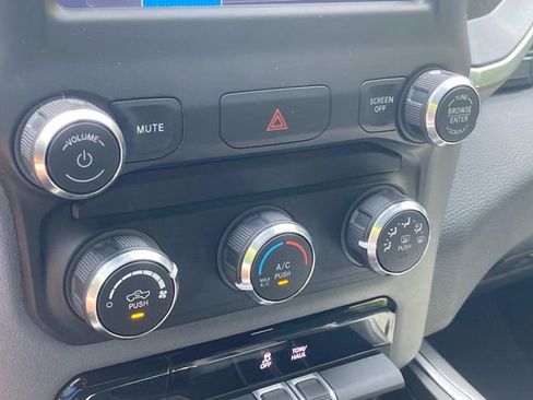Used 2022 RAM 1500 Big Horn AWD/4WD image 24