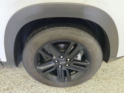 Used 2025 Chevrolet Trax ACTIV w/ Driver Confidence Package image 13