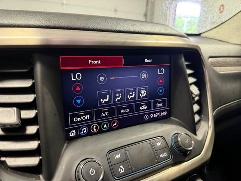 Certified 2020 GMC Acadia Denali w/ Technology Package AWD/4WD image 21