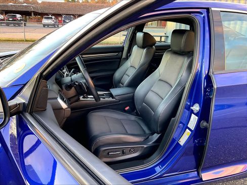 Used 2022 Honda Accord Sport image 9