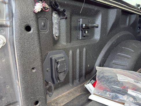 Used 2020 Ford F350 Platinum image 24