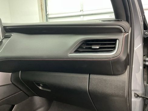 Used 2021 Chevrolet Suburban RST image 12