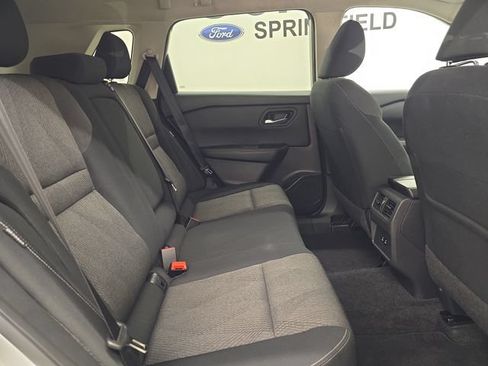Used 2025 Nissan Rogue SV AWD/4WD image 12