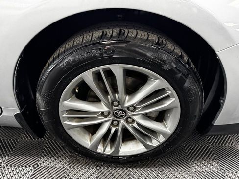 Used 2017 Toyota Camry SE FWD image 18
