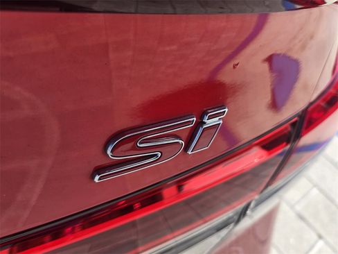 Certified 2024 Honda Civic Si image 15