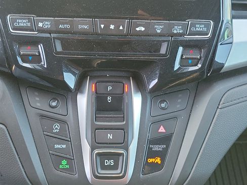 Used 2023 Honda Odyssey Sport image 27