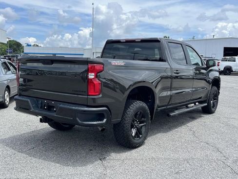 Used 2022 Chevrolet Silverado 1500 Custom Trail Boss w/ Safety Confidence Package AWD/4WD image 3