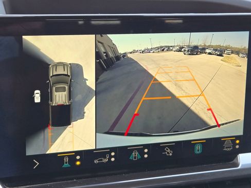 Used 2022 Chevrolet Silverado 1500 RST w/ Redline Edition AWD/4WD image 15