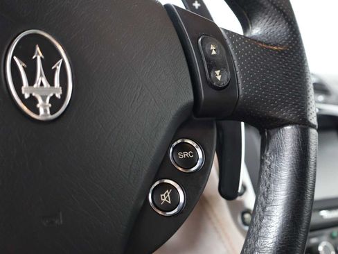 Used 2016 Maserati GranTurismo Sport RWD image 26