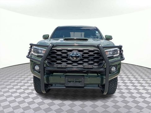 Used 2022 Toyota Tacoma TRD Sport w/ Technology Package AWD/4WD image 7