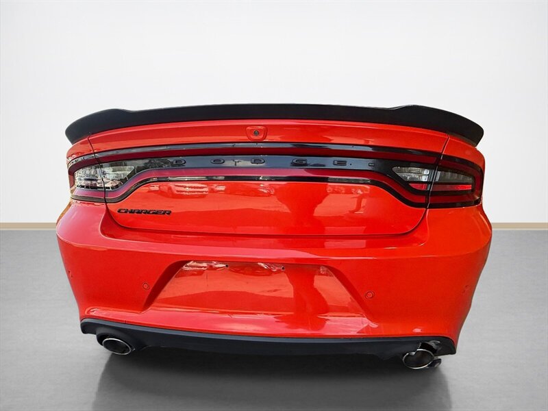 Used 2021 Dodge Charger R/T w/ Plus Group RWD image 5