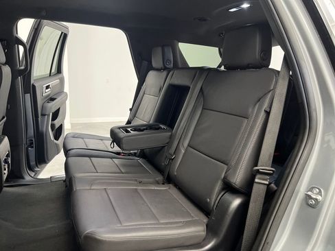 Used 2025 Chevrolet Tahoe LT image 13