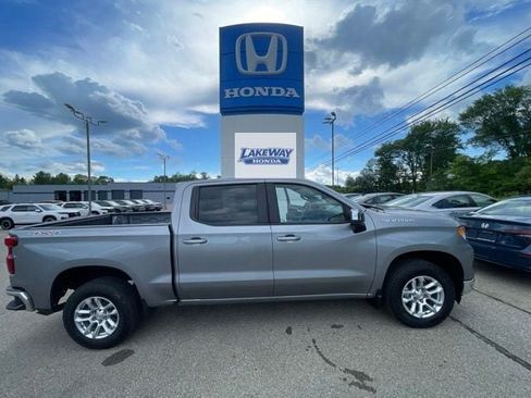 Used 2023 Chevrolet Silverado 1500 LT AWD/4WD image 1
