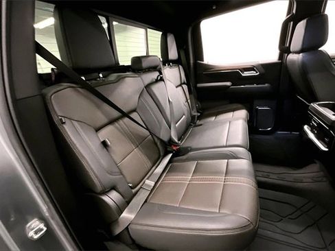 Used 2024 Chevrolet Silverado 1500 High Country w/ High Country Premium Package image 23