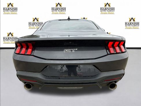 Used 2024 Ford Mustang GT Premium image 6