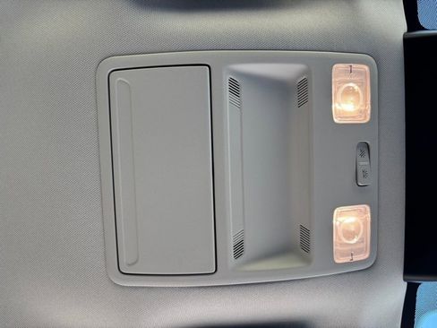 New 2025 Ford Maverick XL w/ Equipment Group 101A image 24