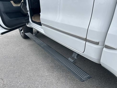 Used 2019 RAM 1500 Limited image 22