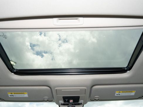 Used 2024 Honda Accord EX image 19