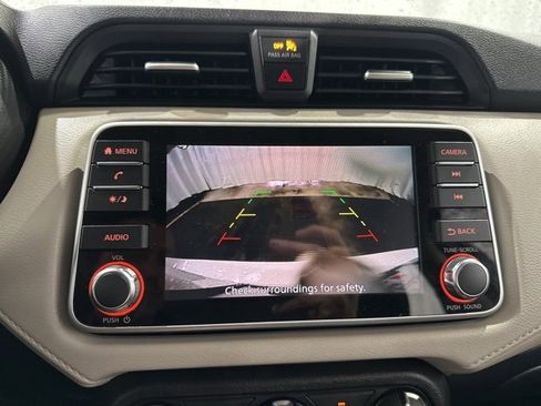 Used 2021 Nissan Versa SV image 20