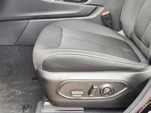 New 2025 Jeep Grand Cherokee Laredo w/ Luxury Tech Group I image 17