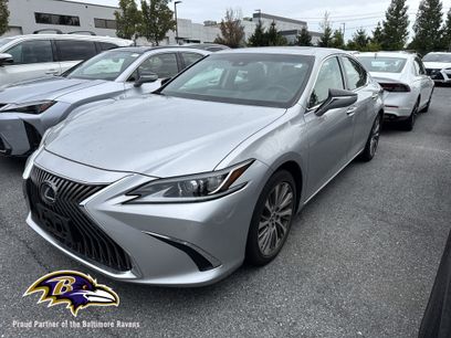 Certified 2021 Lexus ES 350 w/ Premium Package