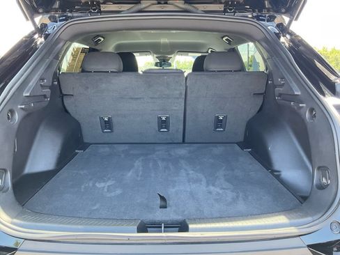 Used 2025 Chevrolet Equinox EV LT FWD image 24