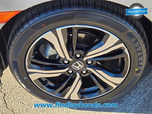 Certified 2018 Honda Civic Touring image 12